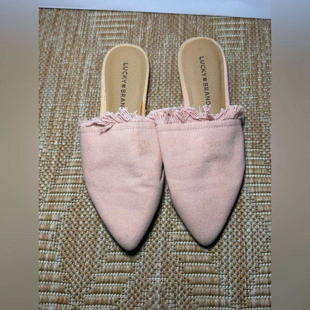 Lucky Brand Women's Bapsee Mule Sandals,Slip On,Pointed Toe,Size 6M